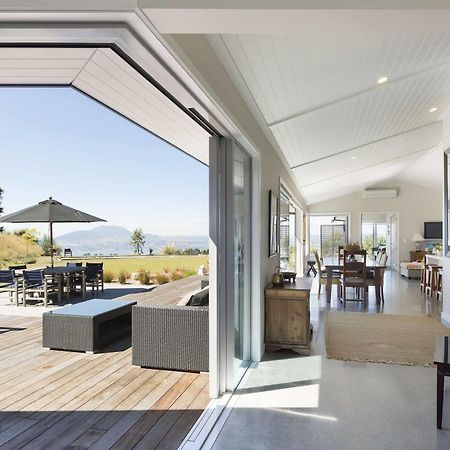 The Lakeview House Tauposee Exterior foto